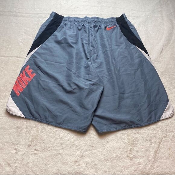 Nike Gray Board Style Shorts Size XL - Picture 2 of 11